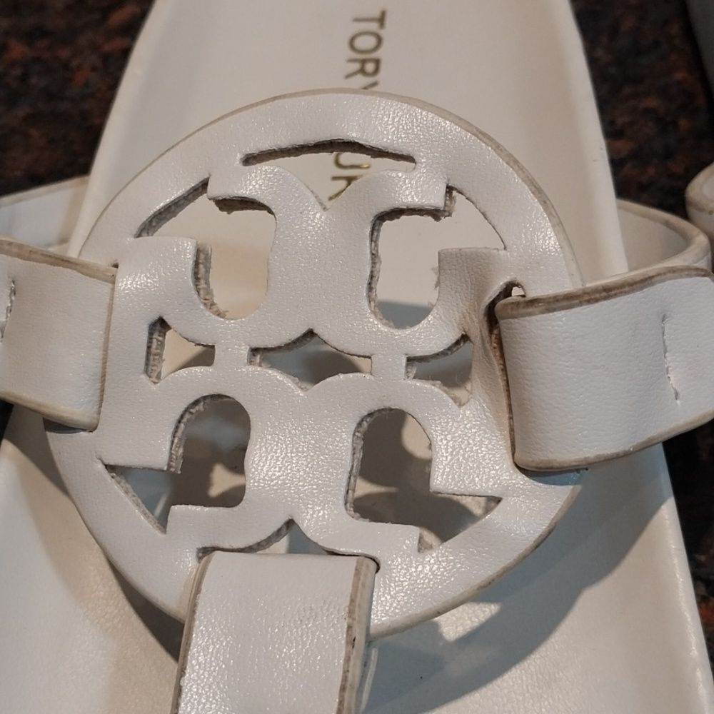 Tori Burch White  "MILLER"  Thongs...Almost NEW...NO BOX     SIZE 8.5. - Picture 7 of 8